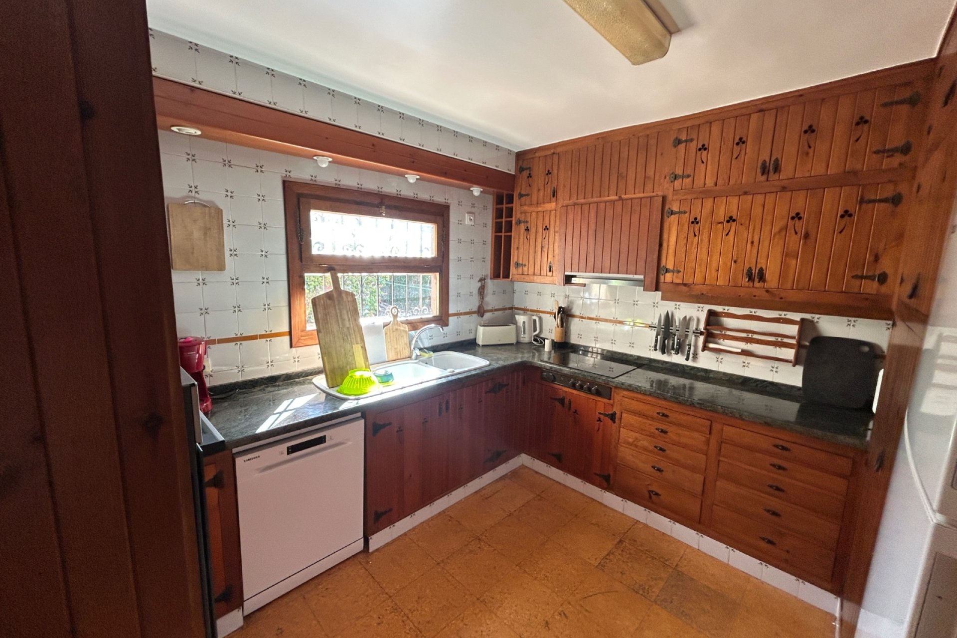 Resale - Villa -
Jávea - Montgó