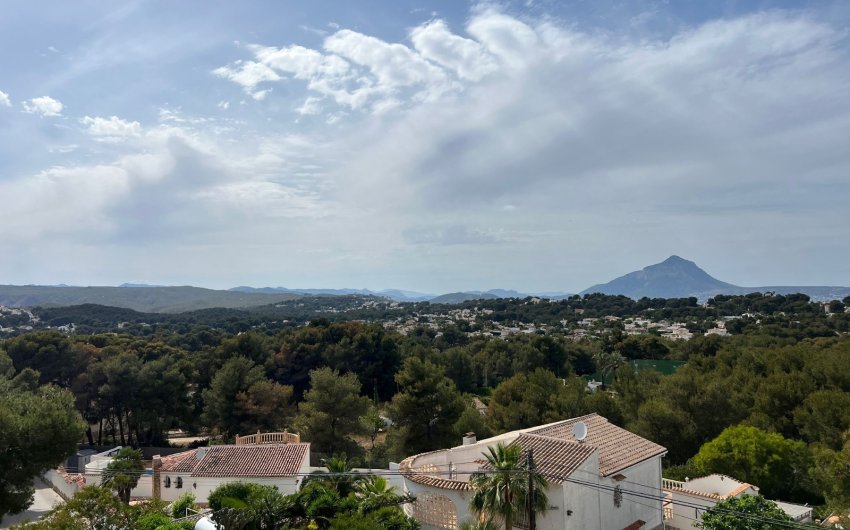 Resale - Villa -
Jávea - Montgó