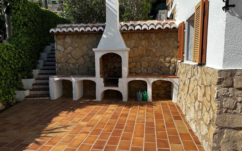 Resale - Villa -
Jávea - Pinosol