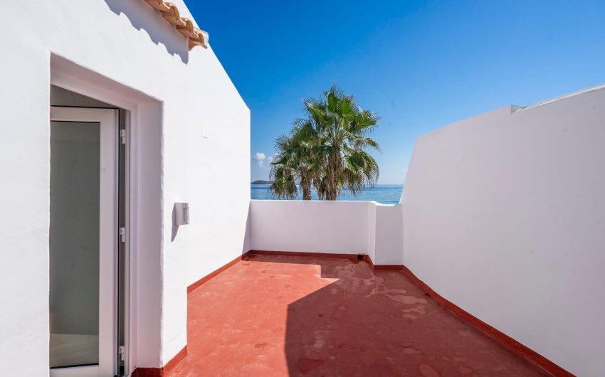 Resale - Villa -
La Manga del Mar Menor - Costa Calida