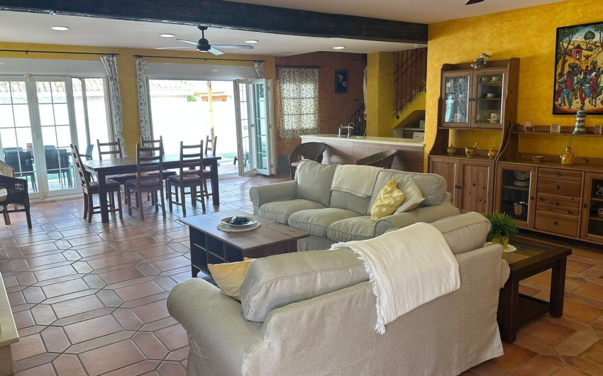 Resale - Villa -
La Manga del Mar Menor - Costa Calida