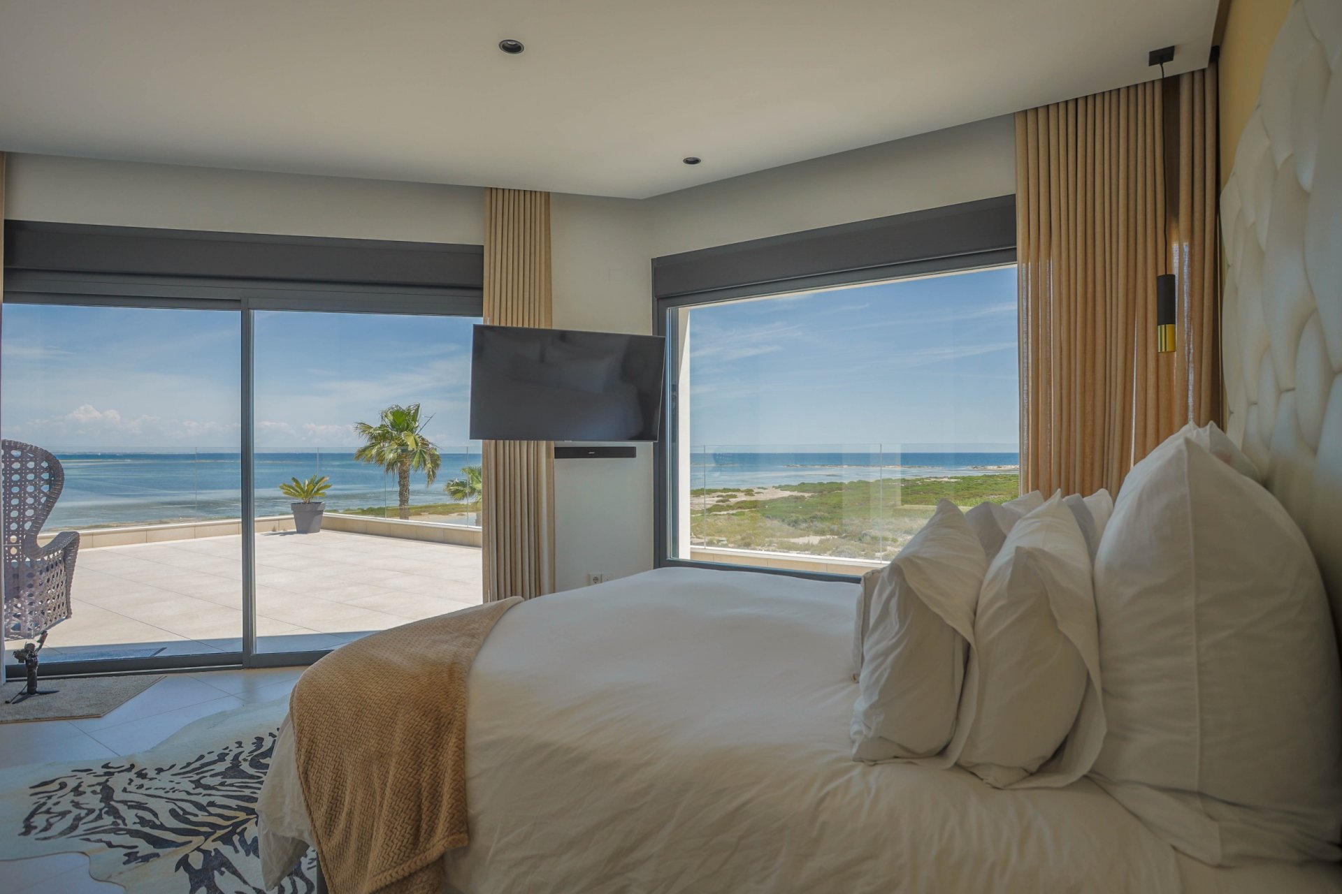 Resale - Villa -
La Manga del Mar Menor - Costa Calida
