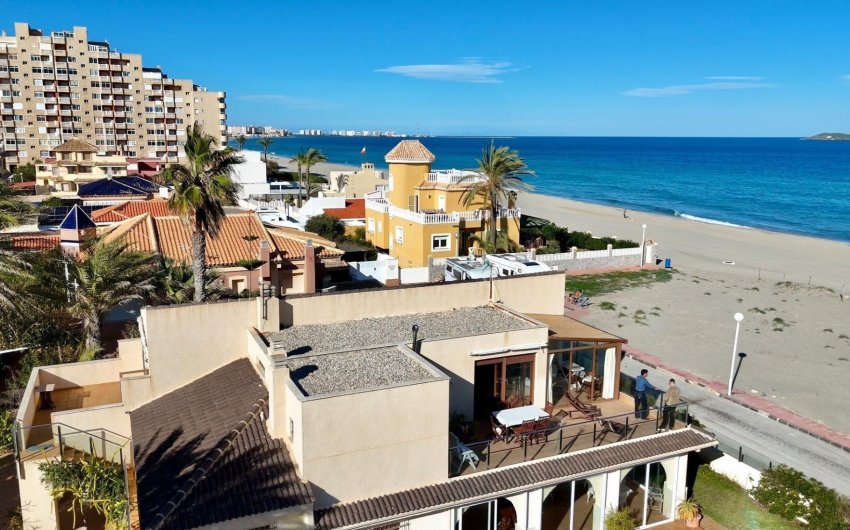 Resale - Villa -
La Manga del Mar Menor - Playa De Las Gaviotas-el Pedrucho