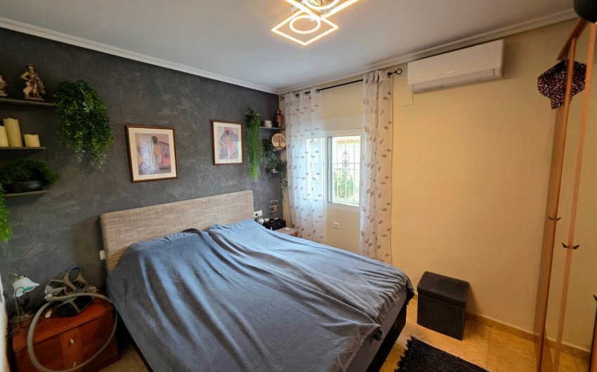 Resale - Villa -
La Marina - La Marina Urb