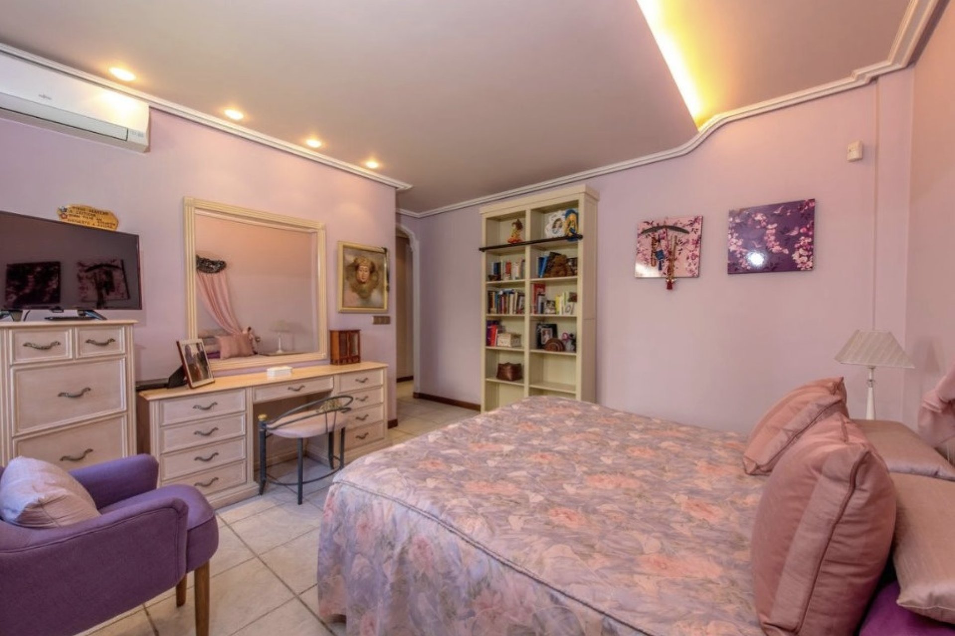 Resale - Villa -
La Mata - Costa Blanca
