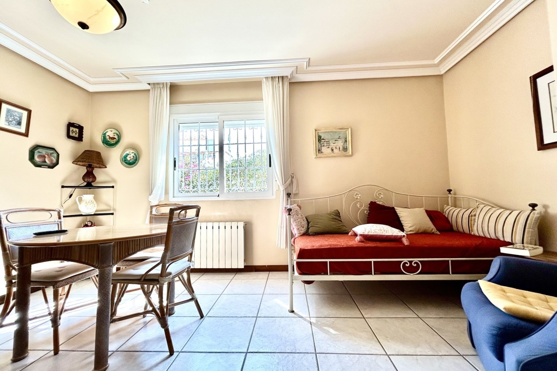 Resale - Villa -
La Mata - Costa Blanca