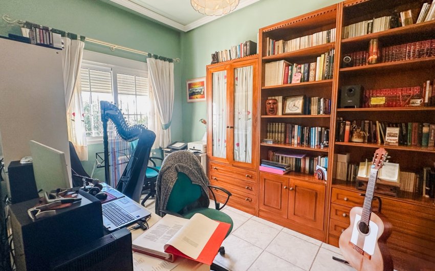 Resale - Villa -
La Mata - Costa Blanca