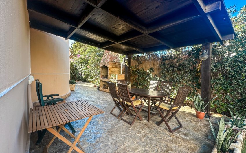 Resale - Villa -
La Mata - Costa Blanca