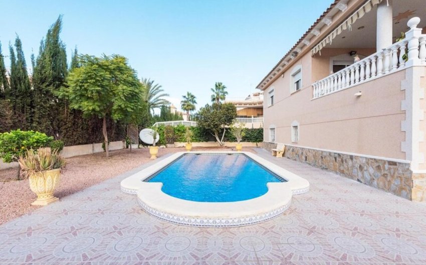 Resale - Villa -
La Murada - Inland
