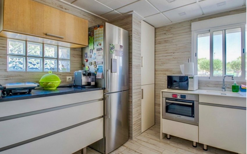 Resale - Villa -
La Nucía - Convent De Les Montjes