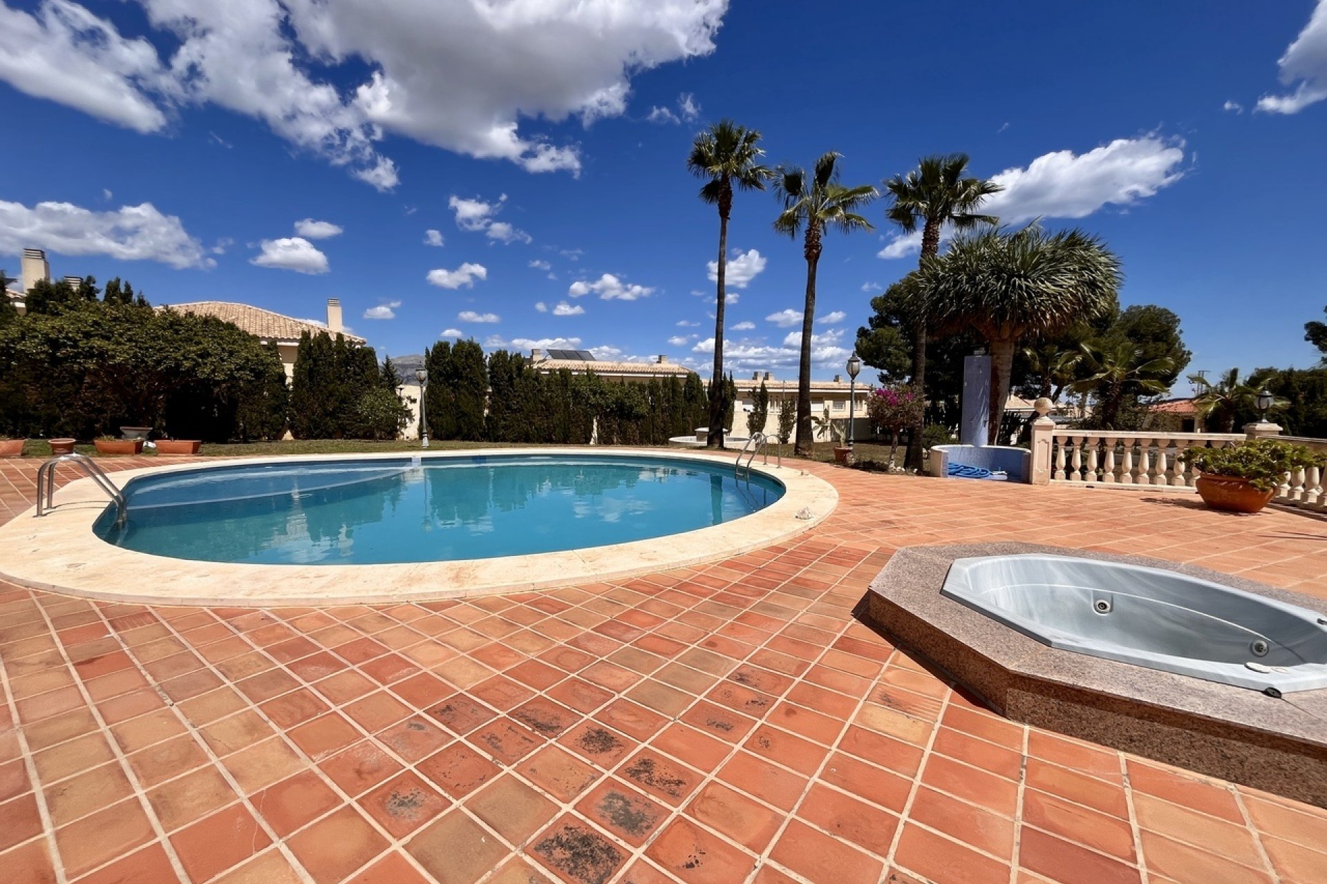Resale - Villa -
La Nucía - Costa Blanca