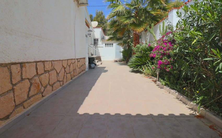 Resale - Villa -
La Nucía - Pinar De Garaita