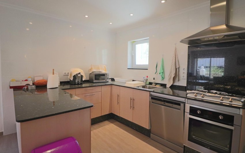 Resale - Villa -
La Nucía - Pinar De Garaita