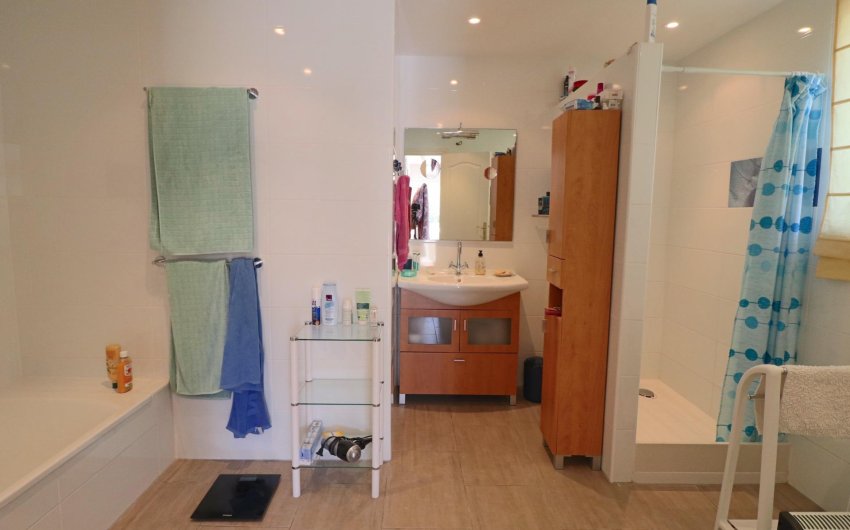 Resale - Villa -
La Nucía - Pinar De Garaita