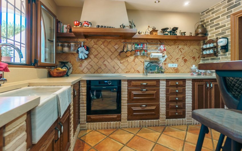 Resale - Villa -
La Nucía