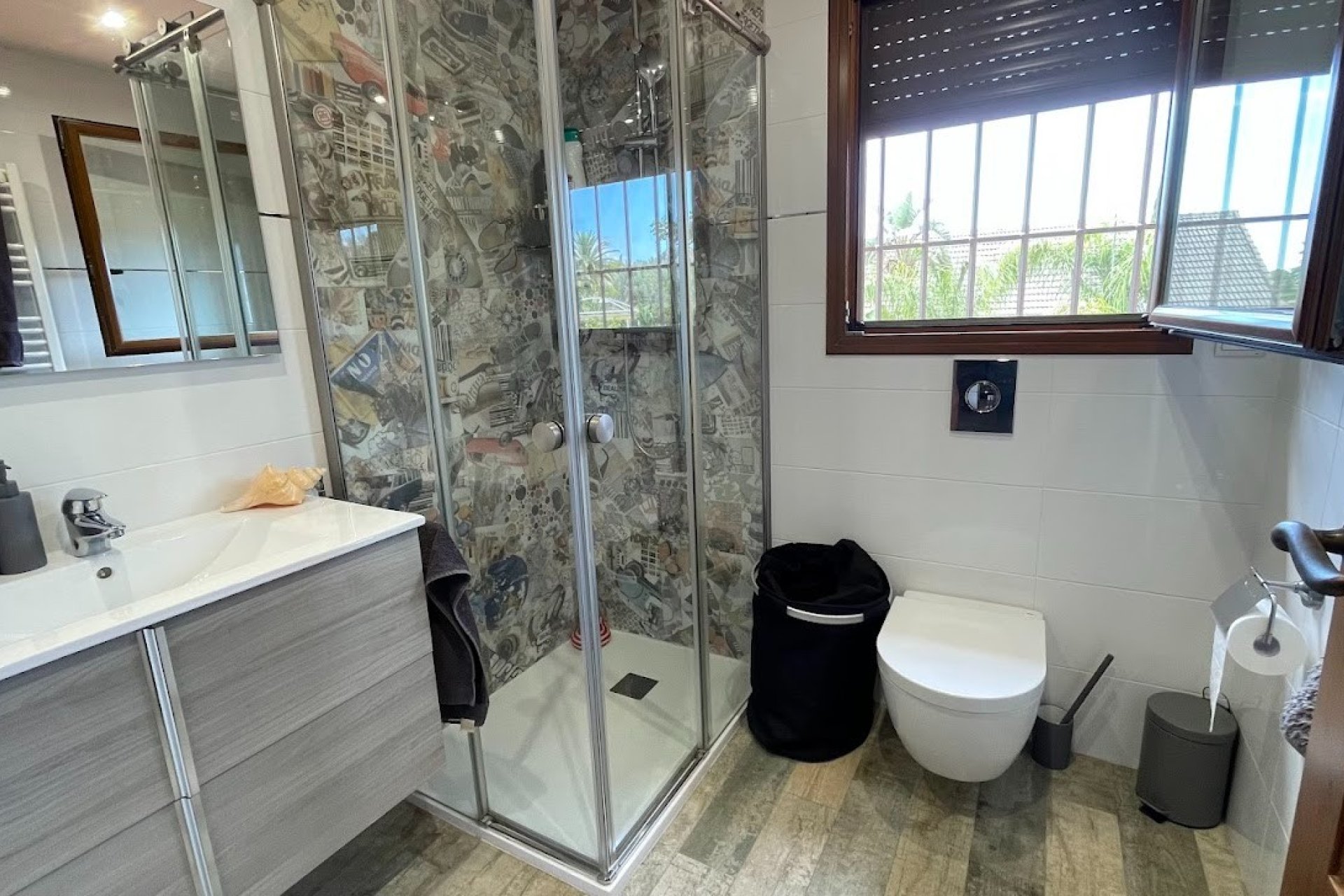 Resale - Villa -
La Nucía