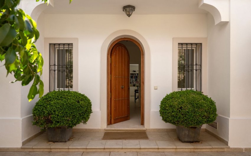 Resale - Villa -
La Quinta - Inland