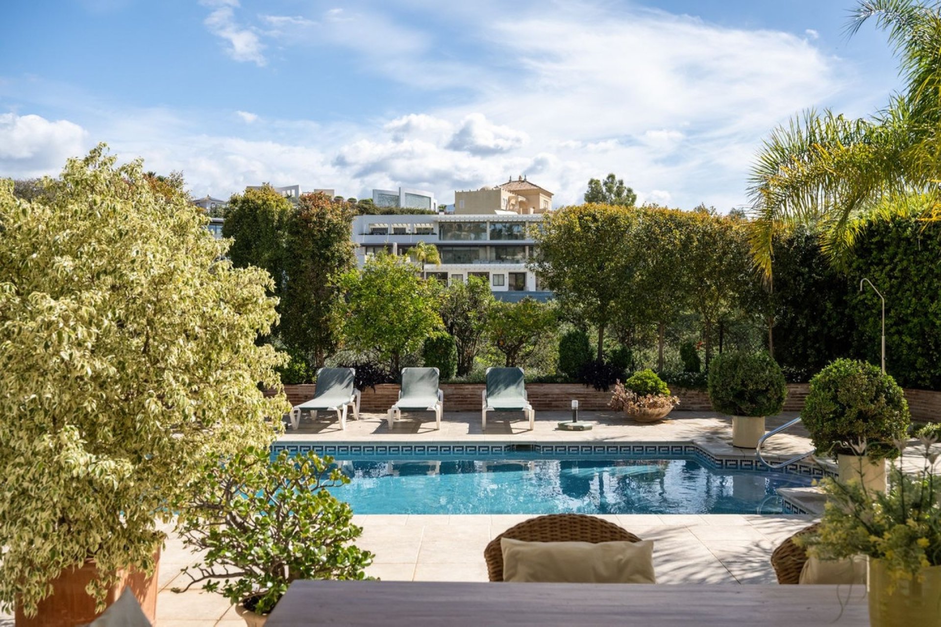 Resale - Villa -
La Quinta - Inland