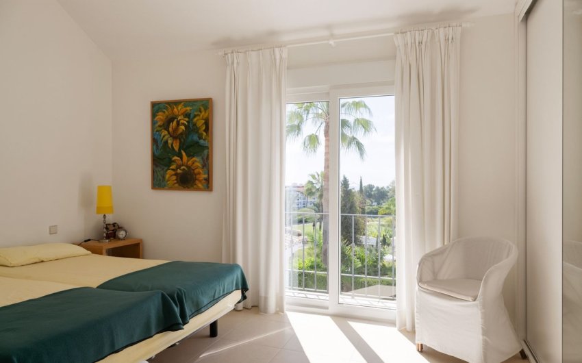 Resale - Villa -
La Quinta - Inland