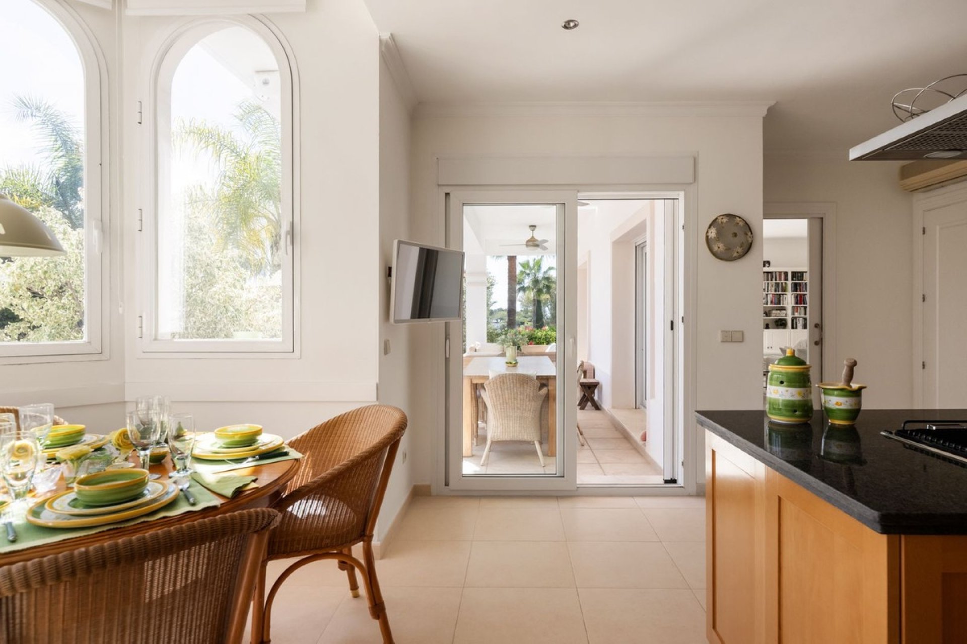 Resale - Villa -
La Quinta - Inland