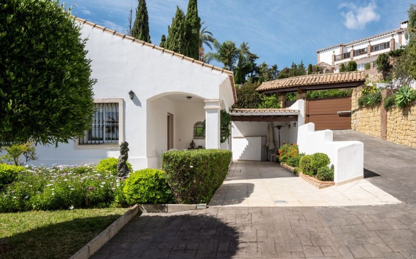 Resale - Villa -
La Quinta - Inland