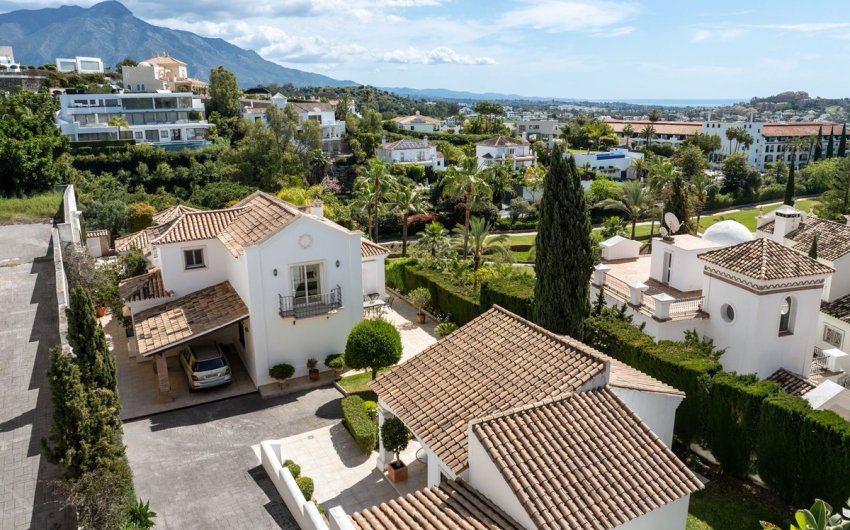 Resale - Villa -
La Quinta - Inland
