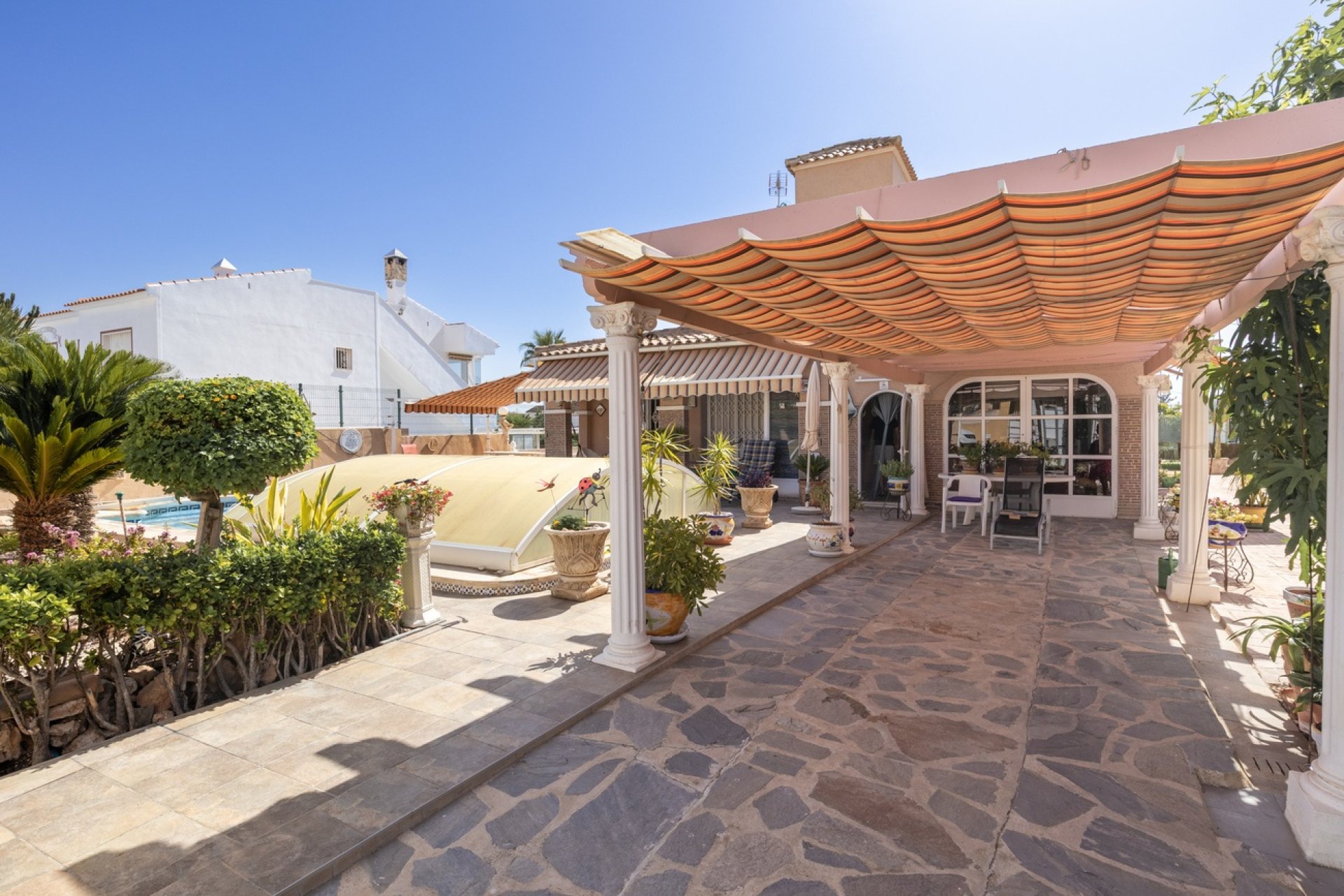 Resale - Villa -
La Regia - Costa Blanca