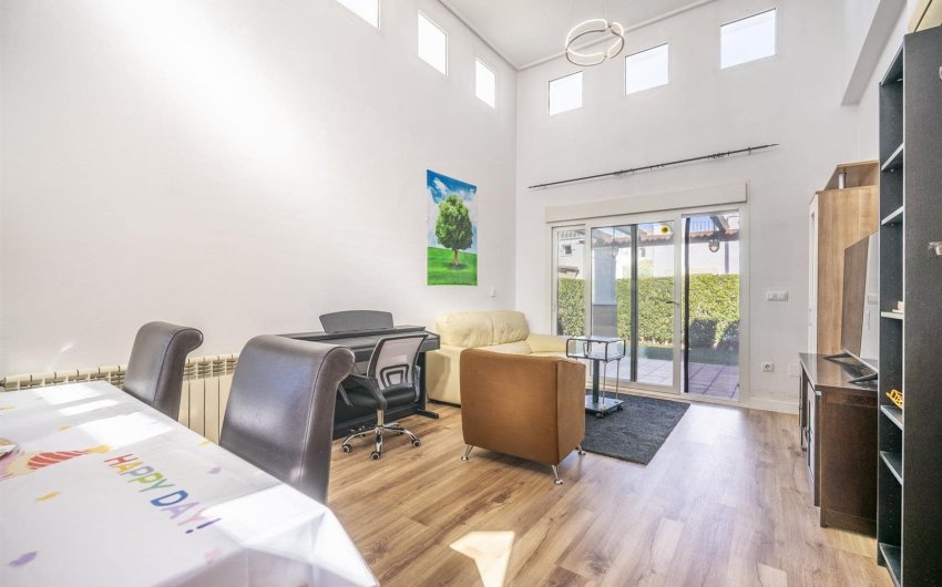 Resale - Villa -
La Torre Golf Resort - Inland