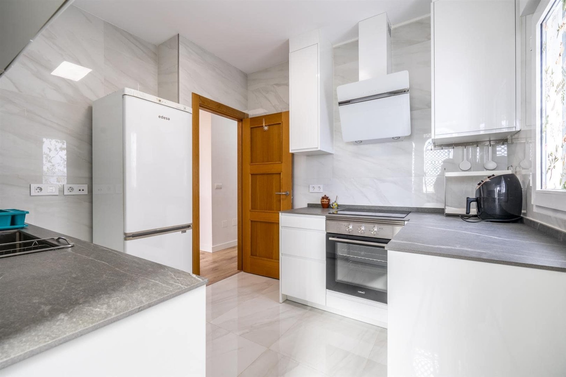 Resale - Villa -
La Torre Golf Resort - Inland