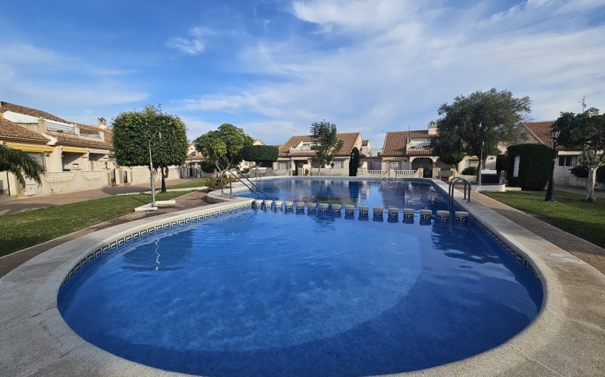 Resale - Villa -
La Zenia - Costa Blanca