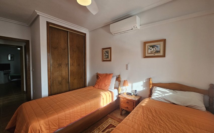 Resale - Villa -
La Zenia - Costa Blanca