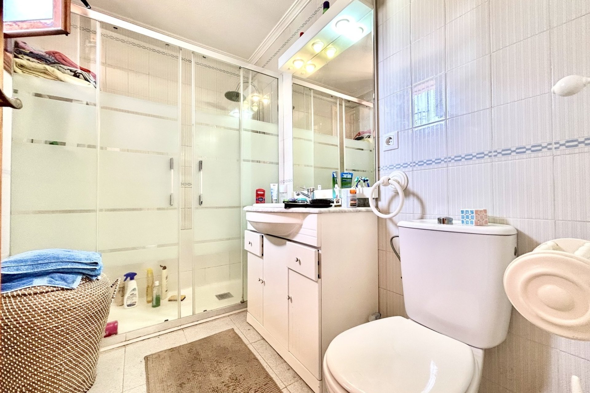 Resale - Villa -
La Zenia - Costa Blanca