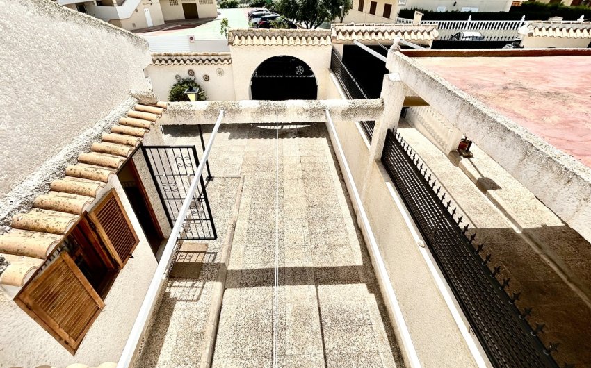 Resale - Villa -
La Zenia - Costa Blanca