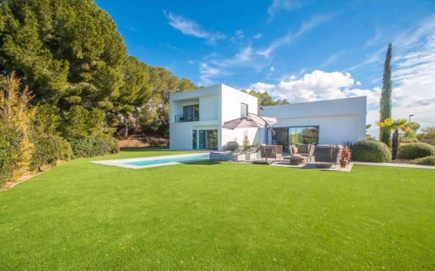 Resale - Villa -
Las Colinas Golf - Costa Blanca