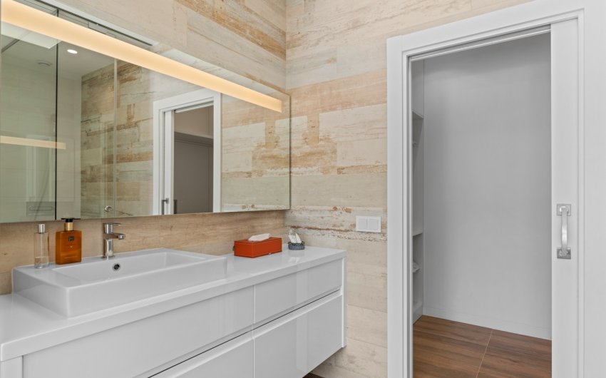 Resale - Villa -
Las Colinas Golf Resort - Las Colinas golf