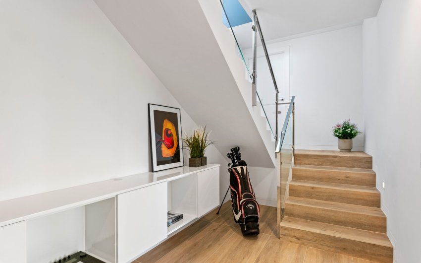 Resale - Villa -
Las Colinas Golf Resort - Las Colinas golf