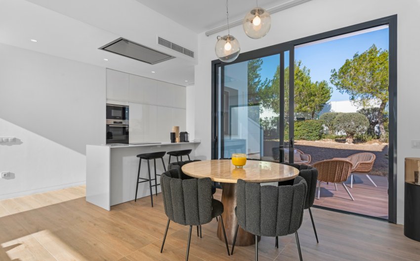 Resale - Villa -
Las Colinas Golf Resort - Las Colinas golf