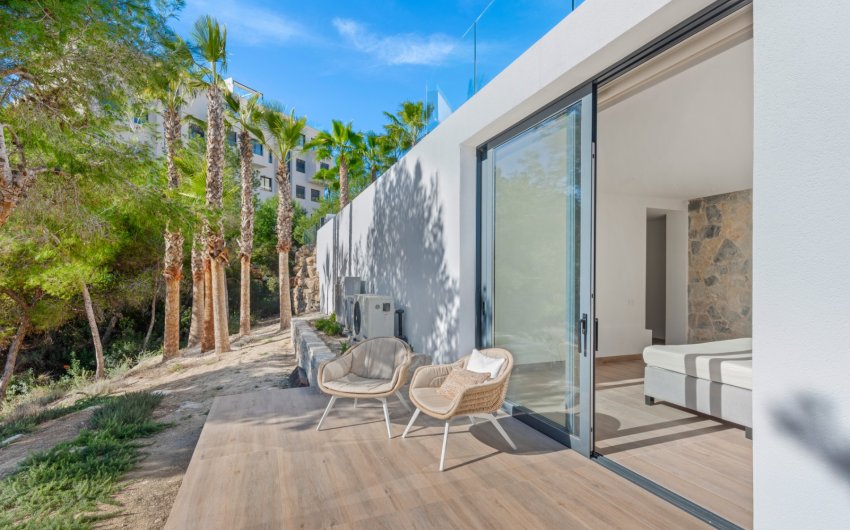 Resale - Villa -
Las Colinas Golf Resort - Las Colinas golf