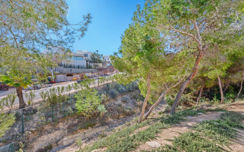 Resale - Villa -
Las Colinas Golf Resort - Las Colinas golf