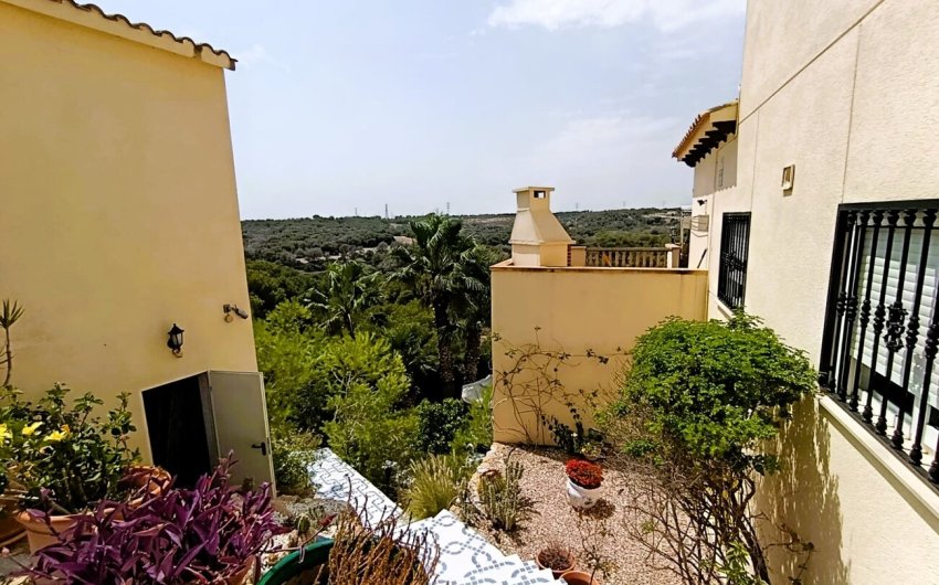 Resale - Villa -
Las Ramblas Golf - Inland
