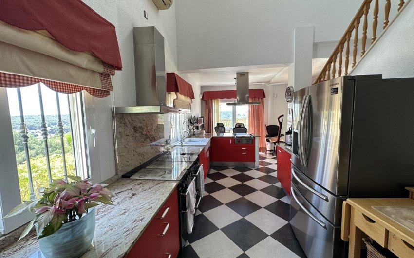 Resale - Villa -
Las Ramblas Golf - Inland