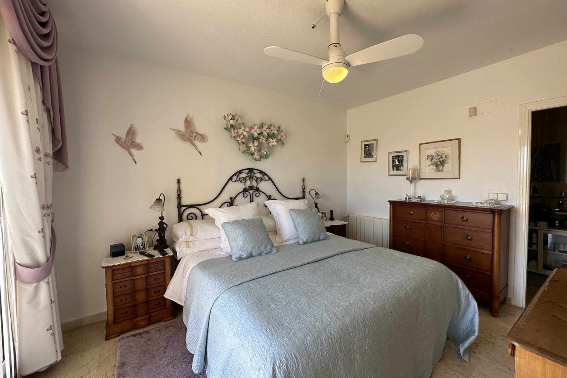 Resale - Villa -
Las Ramblas Golf - Inland