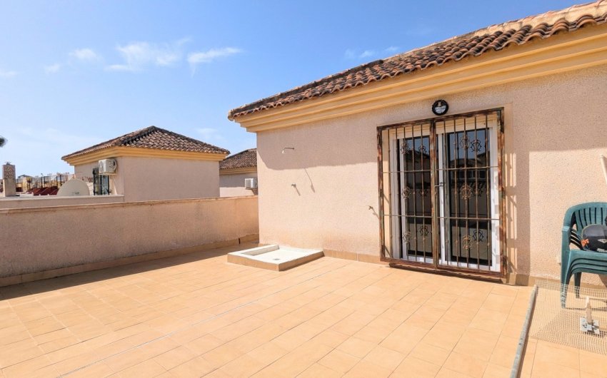 Resale - Villa -
Lo Crispin - Inland