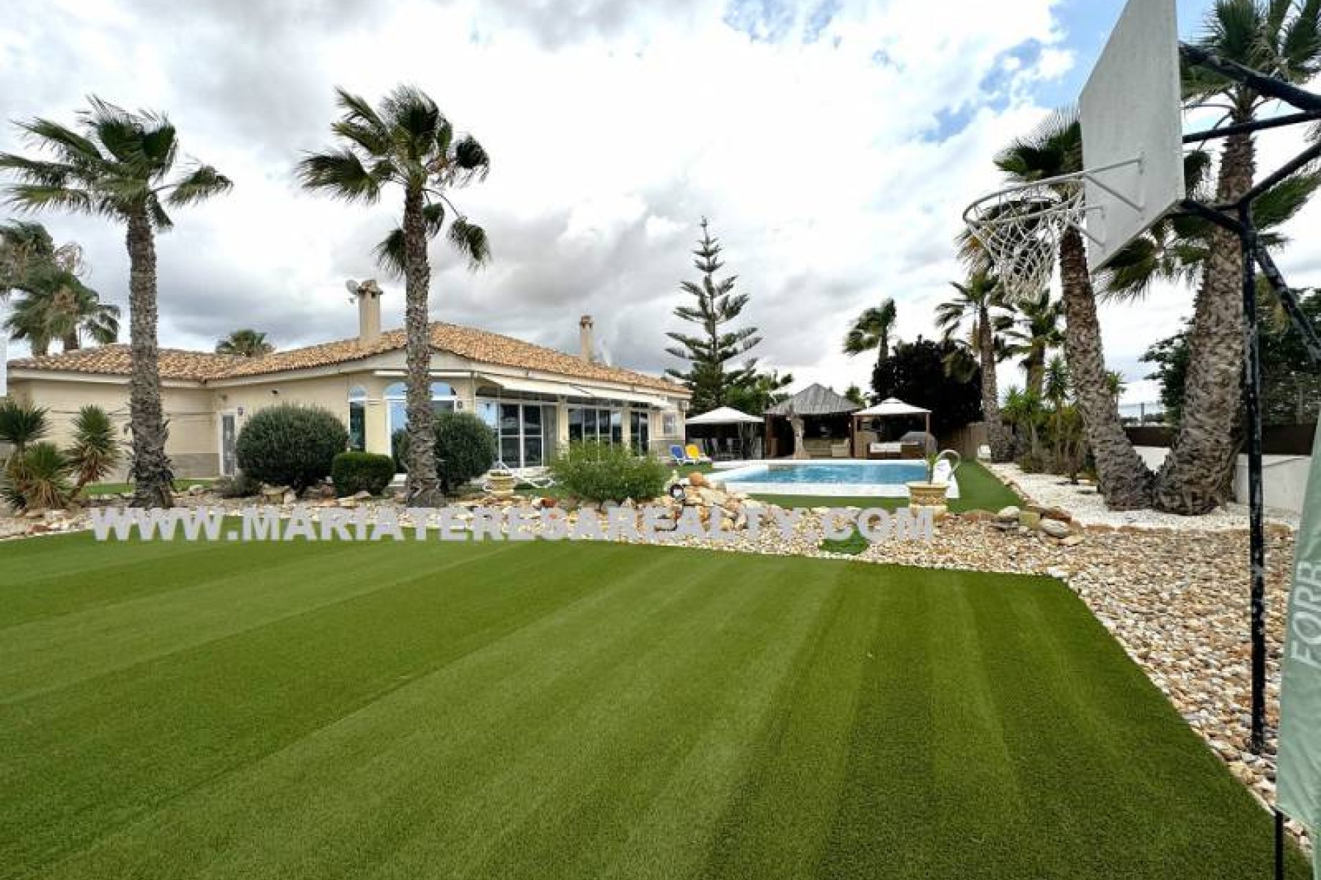 Resale - Villa -
Lo Santiago - Gea y Trujols