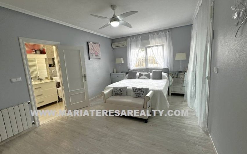 Resale - Villa -
Lo Santiago - Gea y Trujols