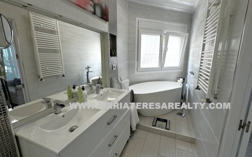 Resale - Villa -
Lo Santiago - Gea y Trujols