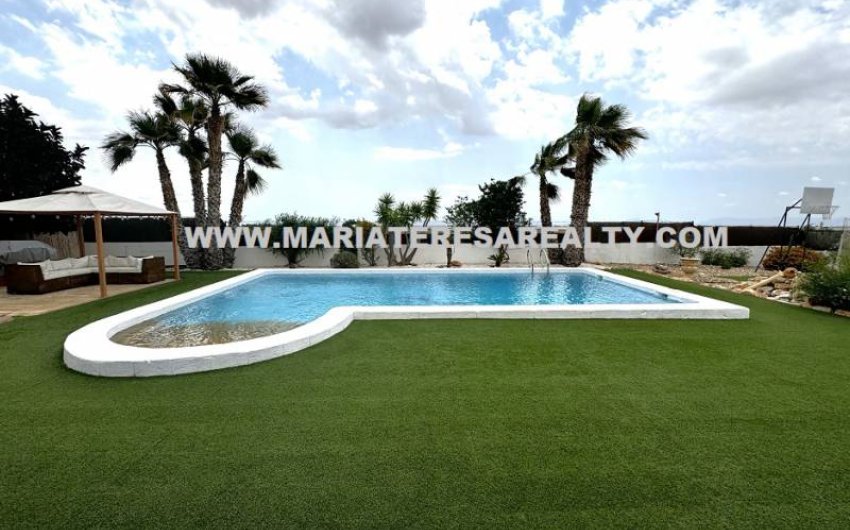 Resale - Villa -
Lo Santiago - Gea y Trujols