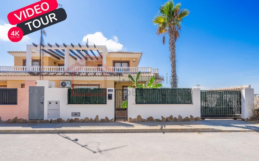 Resale - Villa -
Lomas del Rame