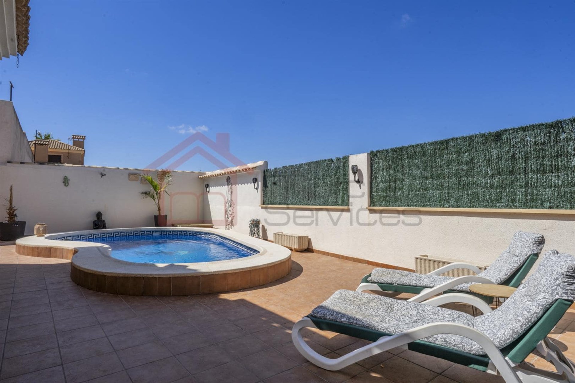 Resale - Villa -
Lomas del Rame