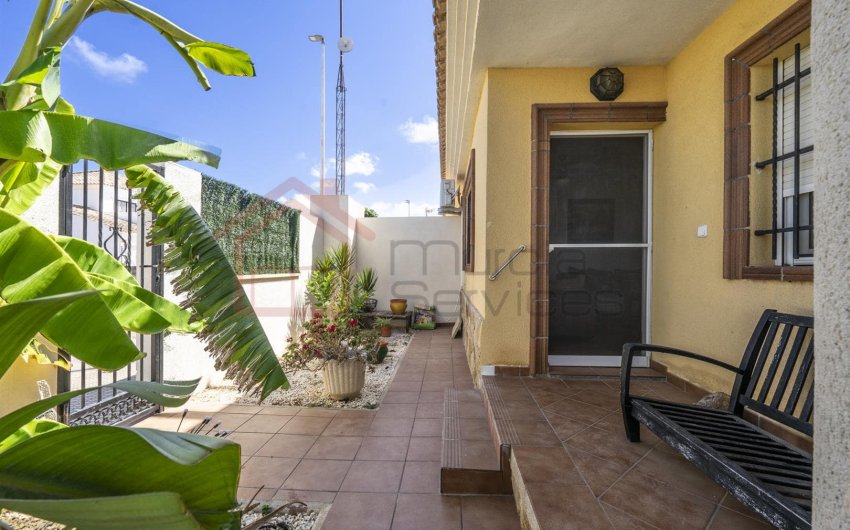Resale - Villa -
Lomas del Rame